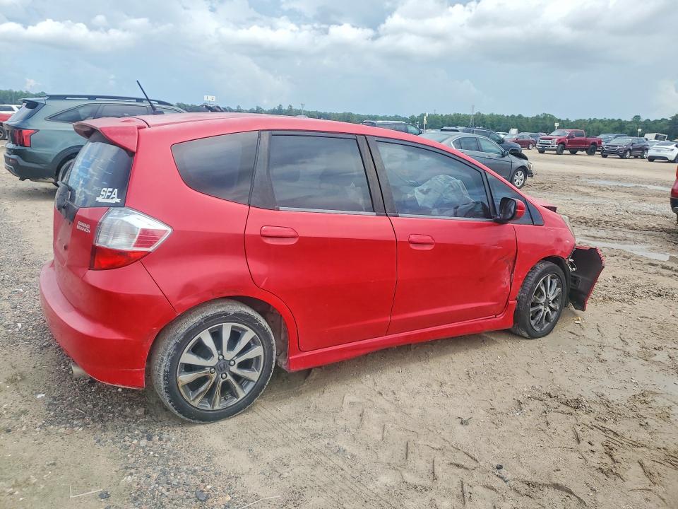 Photo 3 from auction – 2013 HONDA FIT with VIN JHMGE8H51DC080605