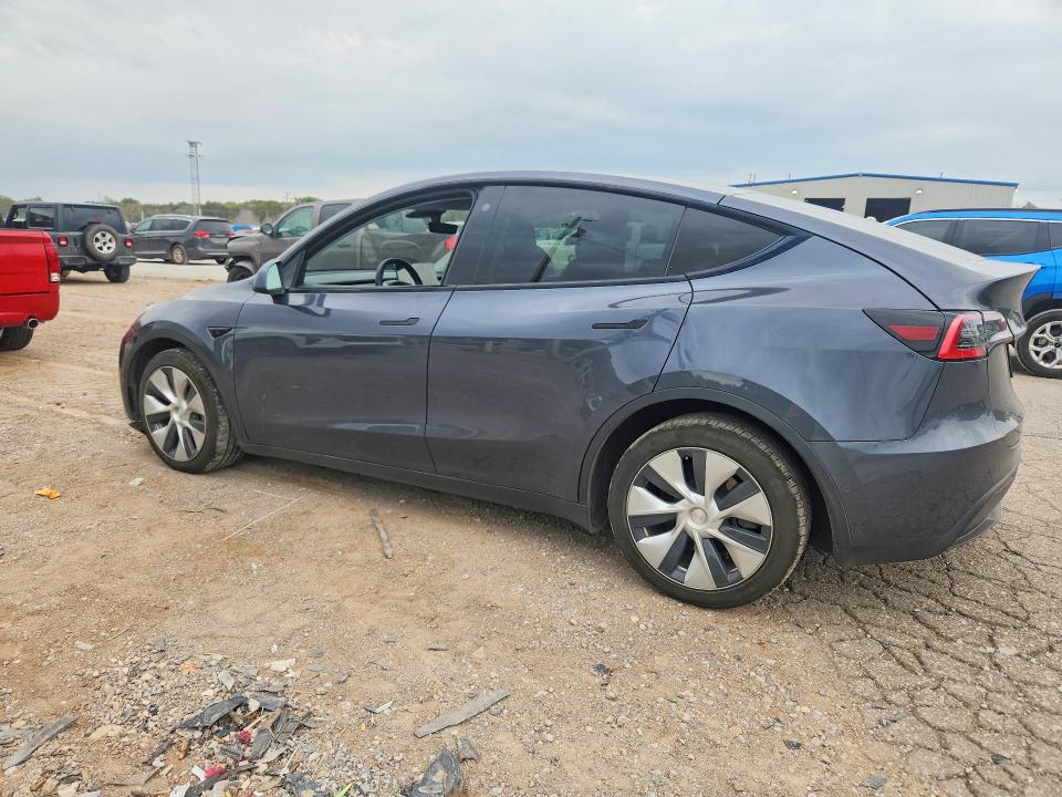 Снимка 2 от търг – 2021 TESLA MODEL Y с VIN 5YJYGDEE0MF124772