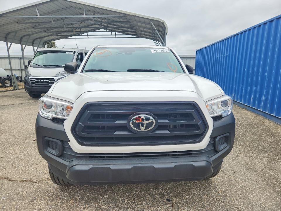 Photo 5 from auction – 2022 TOYOTA TACOMA with VIN 3TYRX5GN6NT042599