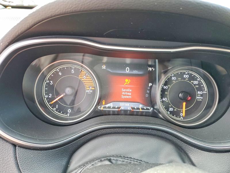 Photo 9 from auction – 2019 JEEP CHEROKEE with VIN 1C4PJMDN6KD117621