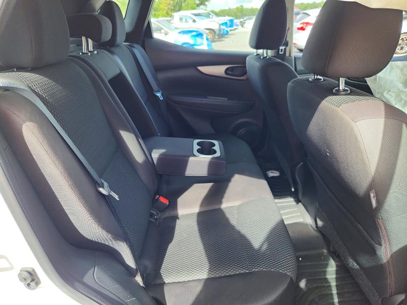 Снимка 11 от търг – 2019 NISSAN ROGUE SPORT с VIN JN1BJ1CP6KW226566