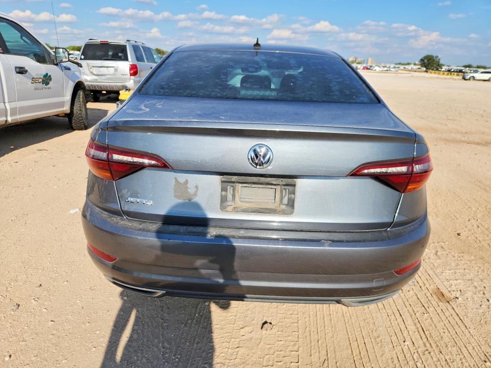 Photo 6 from auction – 2019 VOLKSWAGEN JETTA with VIN 3VWCB7BU5KM239671