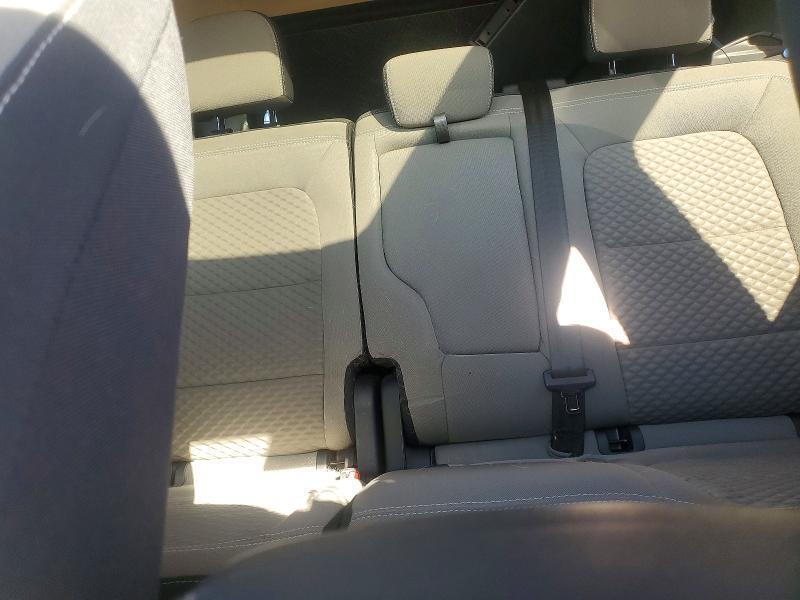 Photo 10 from auction – 2020 FORD ESCAPE with VIN 1FMCU9G66LUC06724