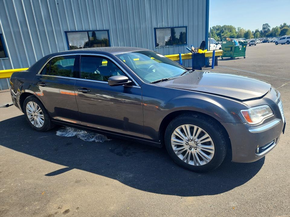 Photo 4 from auction – 2014 CHRYSLER 300 with VIN 2C3CCARG6EH167576