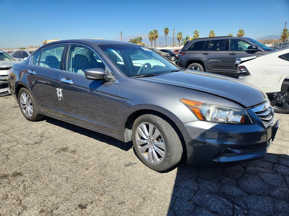 Photo 4 from auction – 2012 HONDA ACCORD with VIN 1HGCP3F87CA024657