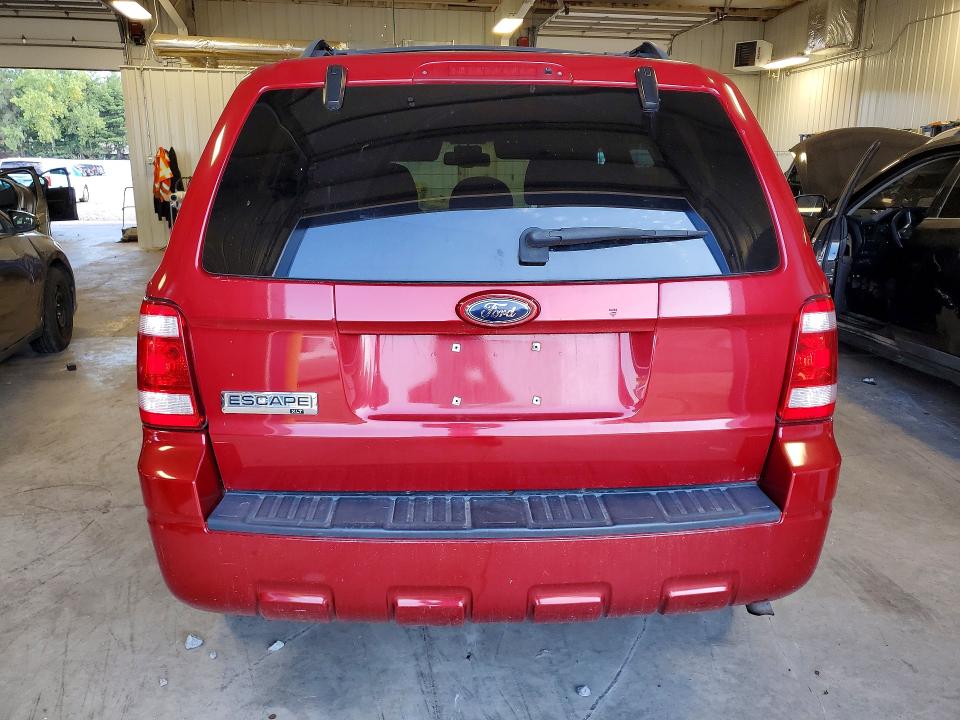Photo 6 from auction – 2009 FORD ESCAPE with VIN 1FMCU03709KB64839