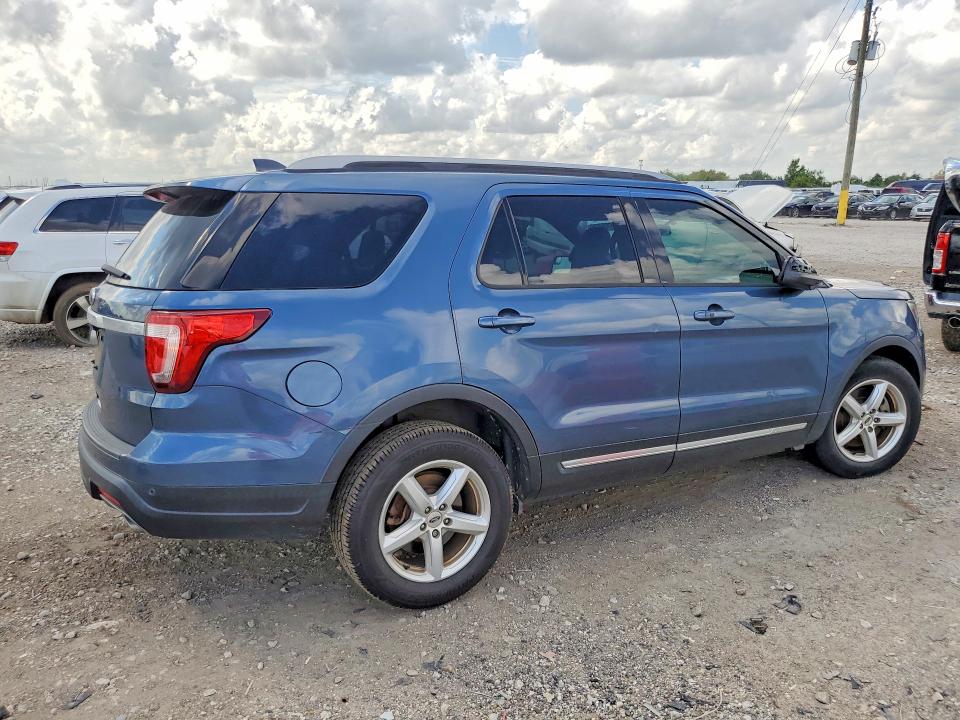 Снимка 3 от търг – 2018 FORD EXPLORER с VIN 1FM5K7D88JGB42299