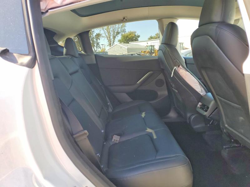 Снимка 10 от търг – 2025 TESLA MODEL Y с VIN 7SAYGDEE9SF217032