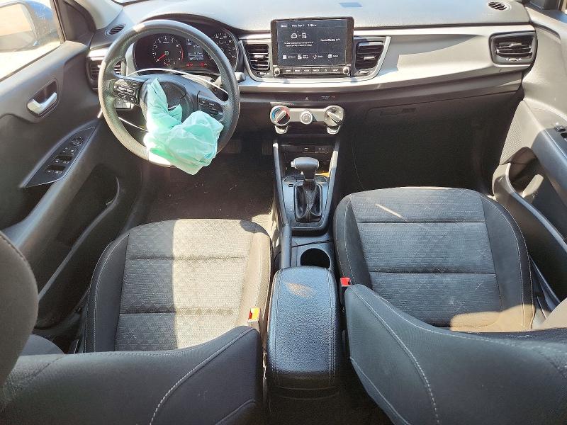 Снимка 8 от търг – 2023 KIA RIO с VIN 3KPA24AD2PE552107
