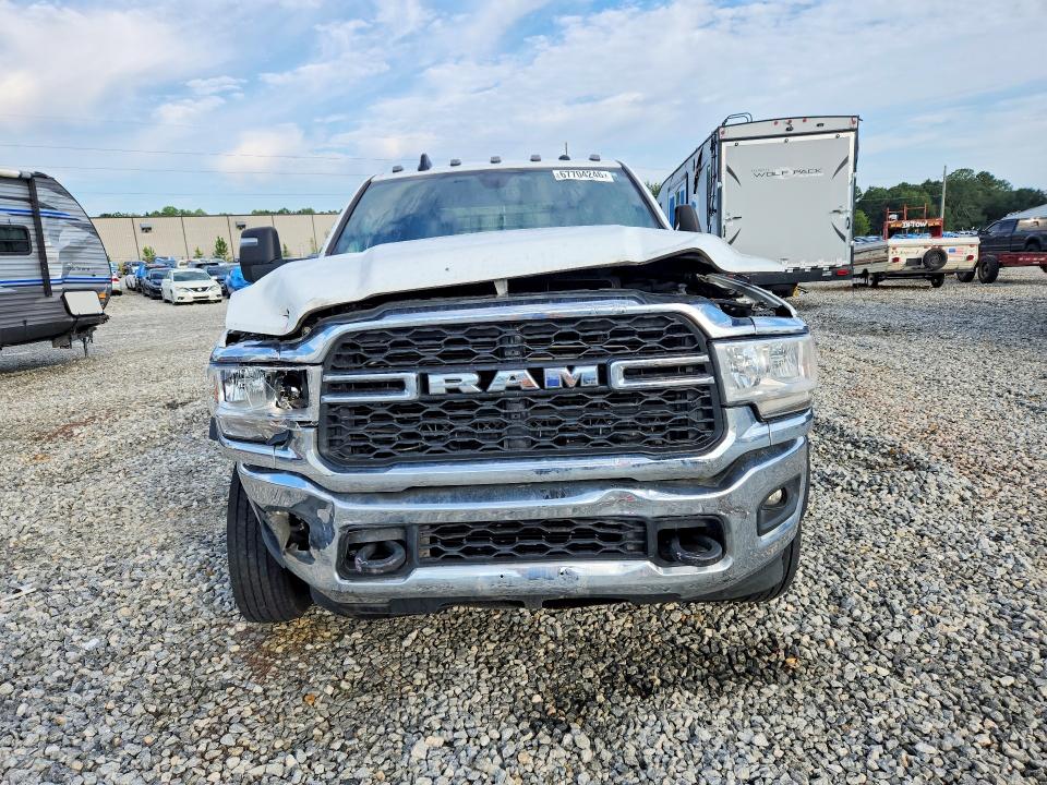 Photo 5 from auction – 2024 RAM 5500 with VIN 3C7WRNFL8RG146611