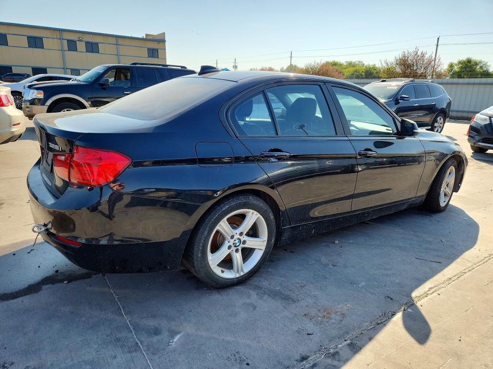 Zdjęcie 3 z aukcji – 2014 BMW 328 z VIN WBA3A5C55EP601267