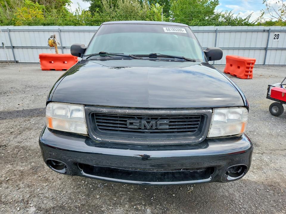 Фото 5 с аукциона – 2003 GMC SONOMA с VIN 1GTCS14H938140728