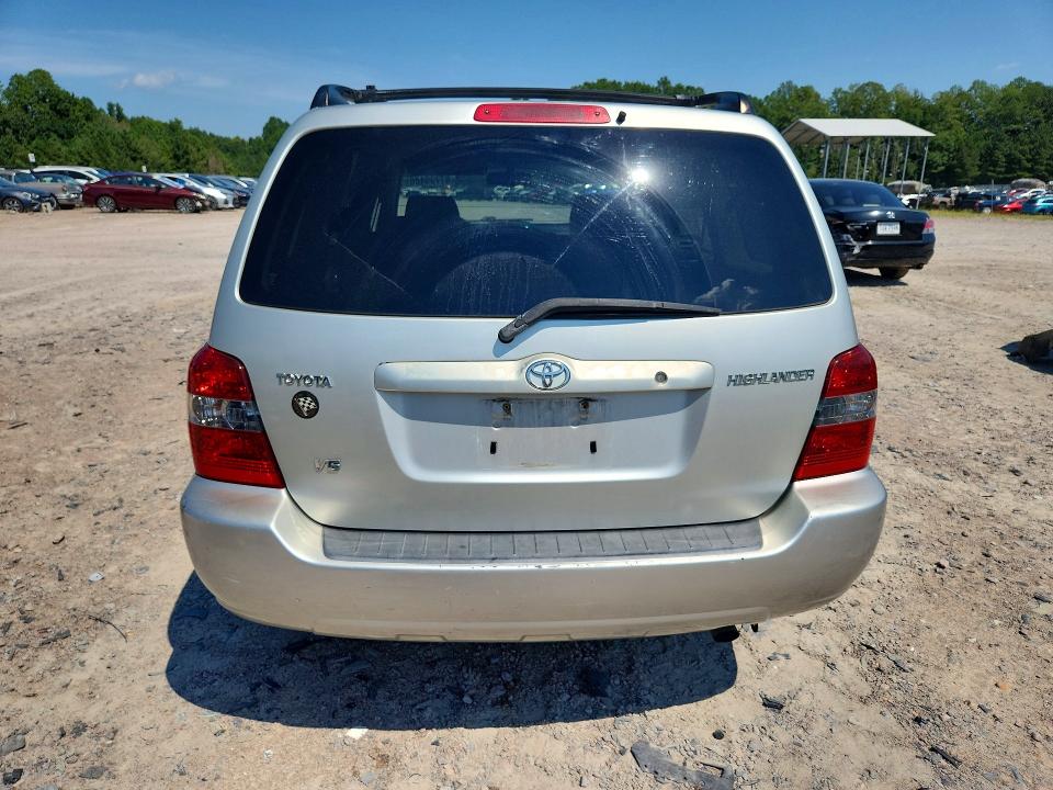 Photo 6 from auction – 2004 TOYOTA HIGHLANDER with VIN JTEDP21A040026986