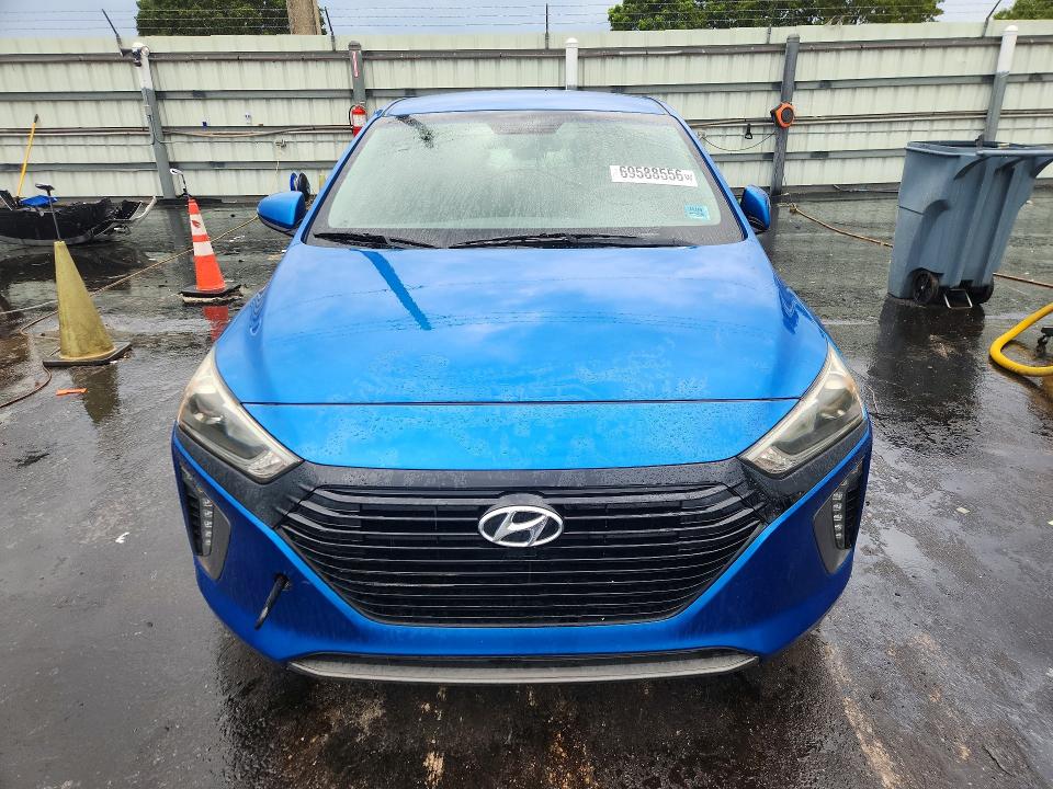 Снимка 5 от търг – 2017 HYUNDAI IONIQ с VIN KMHC75LC6HU020510