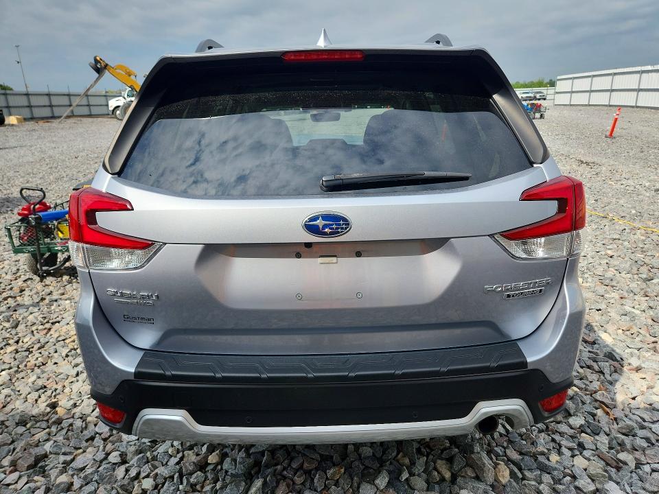 Photo 6 from auction – 2019 SUBARU FORESTER with VIN JF2SKAWC5KH502633