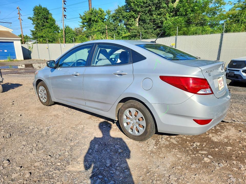 Photo 2 from auction – 2015 HYUNDAI ACCENT with VIN KMHCT4AEXFU834750