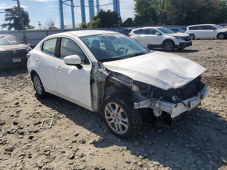 Photo 4 from auction – 2016 SCION IA with VIN 3MYDLBZV2GY145108