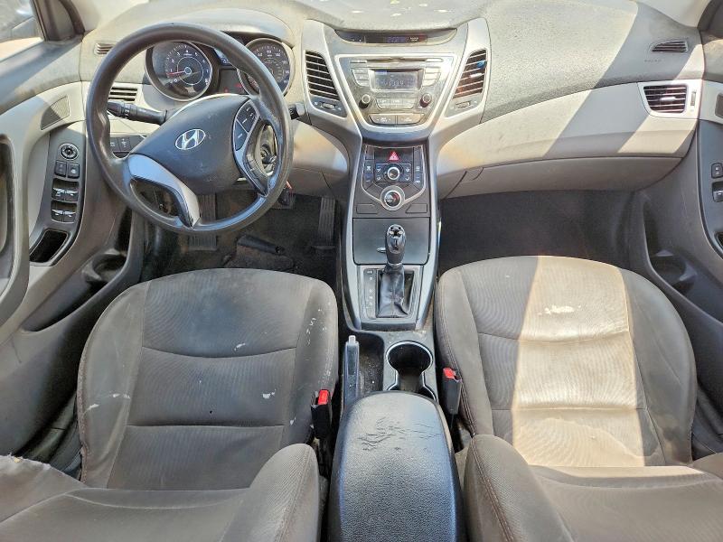 Photo 8 from auction – 2016 HYUNDAI ELANTRA with VIN 5NPDH4AE5GH666389