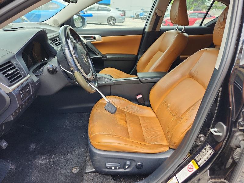 Photo 7 from auction – 2011 LEXUS CT with VIN JTHKD5BH9B2042363