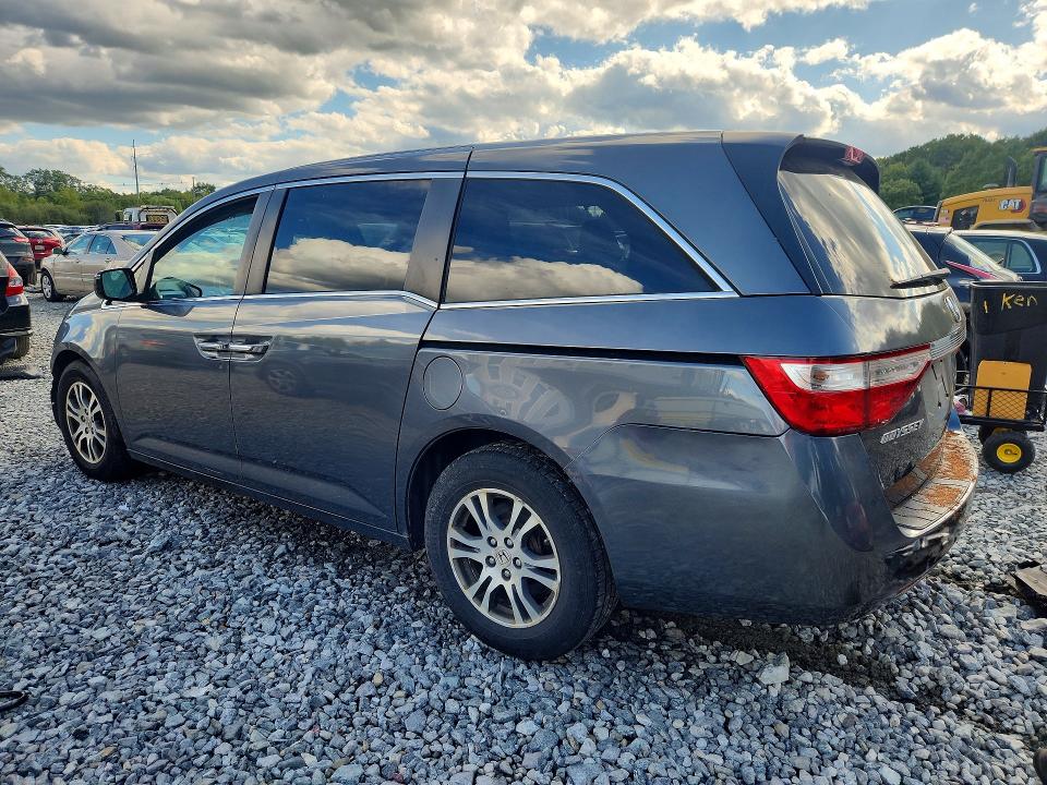 Photo 2 from auction – 2011 HONDA ODYSSEY with VIN 5FNRL5H69BB024662