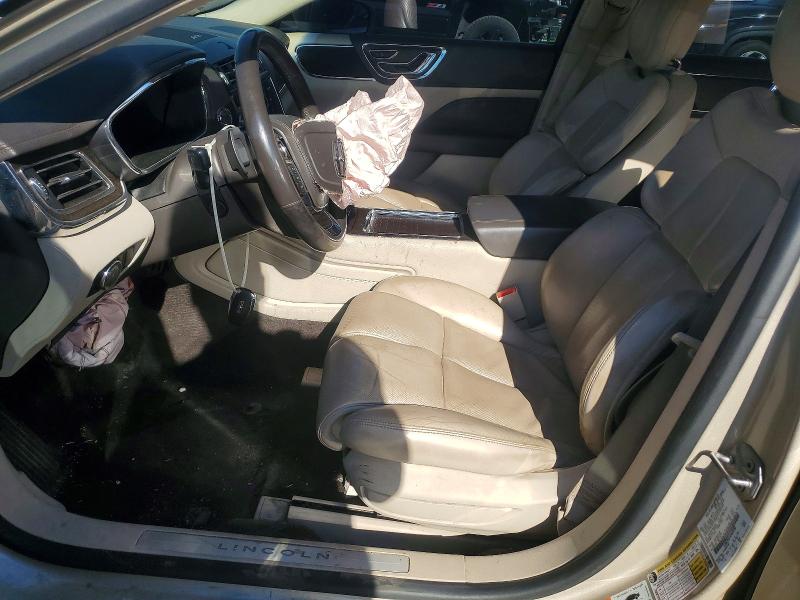 Photo 7 from auction – 2017 LINCOLN CONTINENTAL with VIN 1LN6L9SK1H5609208