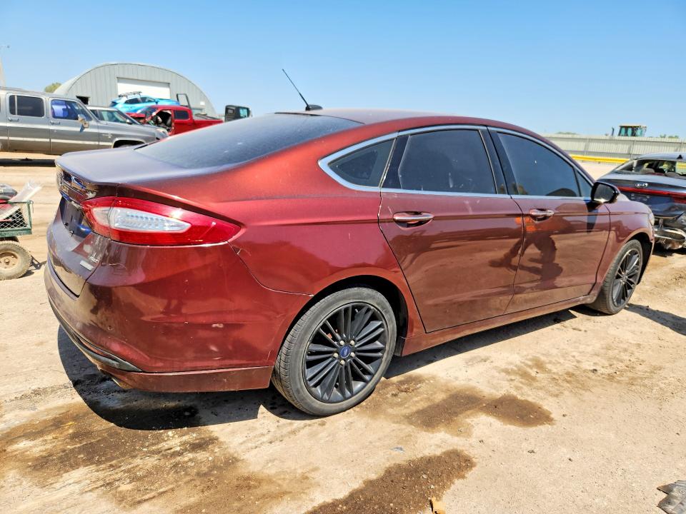 Photo 3 from auction – 2016 FORD FUSION with VIN 3FA6P0HD0GR313370