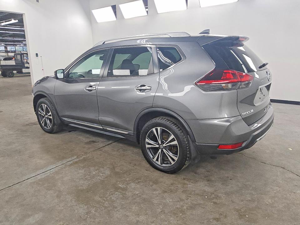 Photo 2 from auction – 2018 NISSAN ROGUE with VIN 5N1AT2MV3JC728937