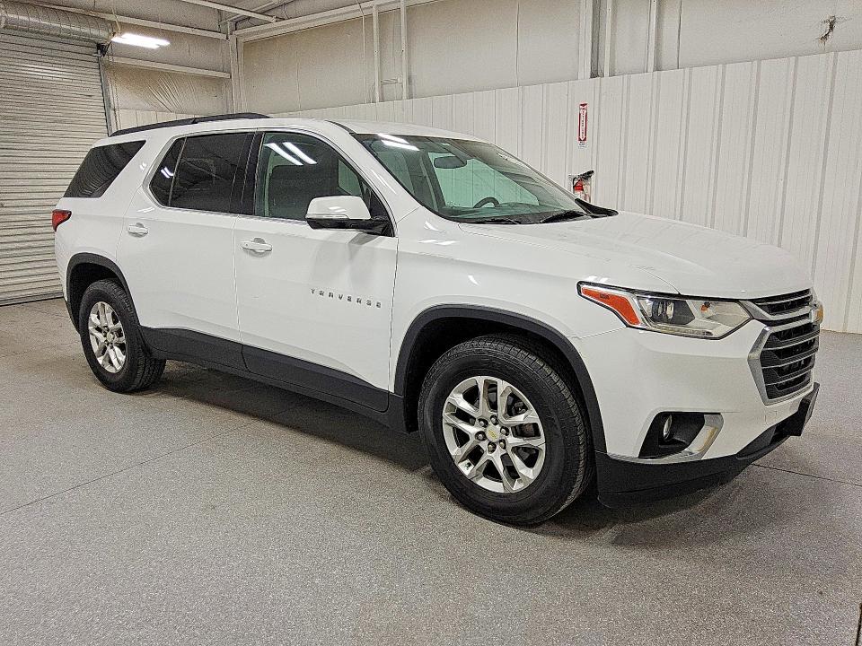 Photo 4 from auction – 2019 CHEVROLET TRAVERSE with VIN 1GNERMKW9KJ249650