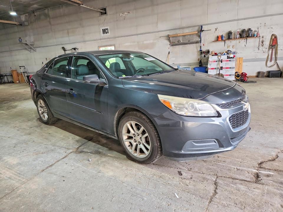 Photo 4 from auction – 2015 CHEVROLET MALIBU with VIN 1G11C5SLXFF285434