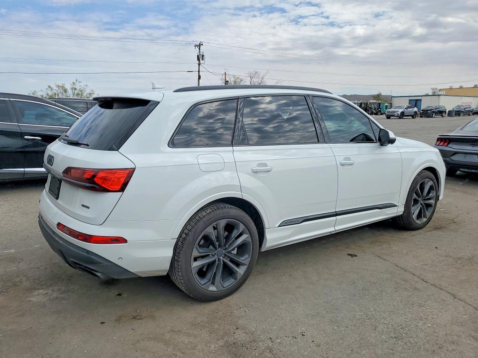 صورة رقم 3 من المزاد - 2026 AUDI Q7 مع VIN WA1VVBF78TD002299