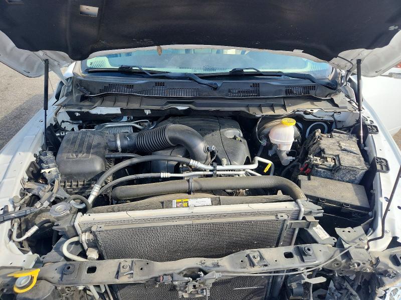 Снимка 11 от търг – 2018 RAM 1500 с VIN 1C6RR6LT4JS285420
