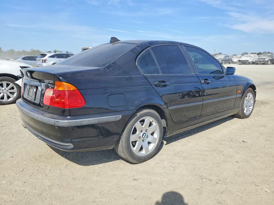Zdjęcie 3 z aukcji – 2000 BMW 323 z VIN WBAAM3330YFP69281