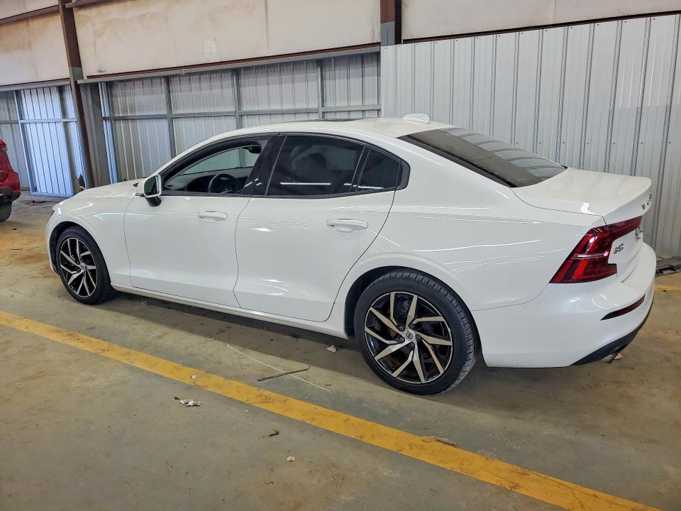 Photo 2 from auction – 2020 VOLVO S60 with VIN 7JR102FK6LG067353