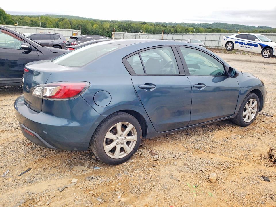 Photo 3 from auction – 2011 MAZDA 3 with VIN JM1BL1VF0B1447931