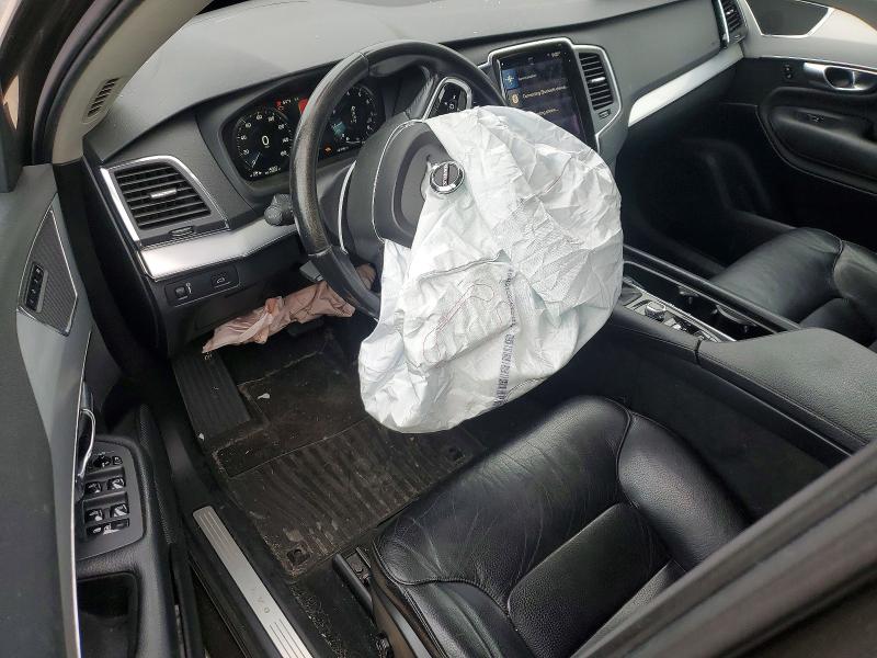 Zdjęcie 8 z aukcji – 2018 VOLVO XC90 z VIN YV4A22PK5J1322305