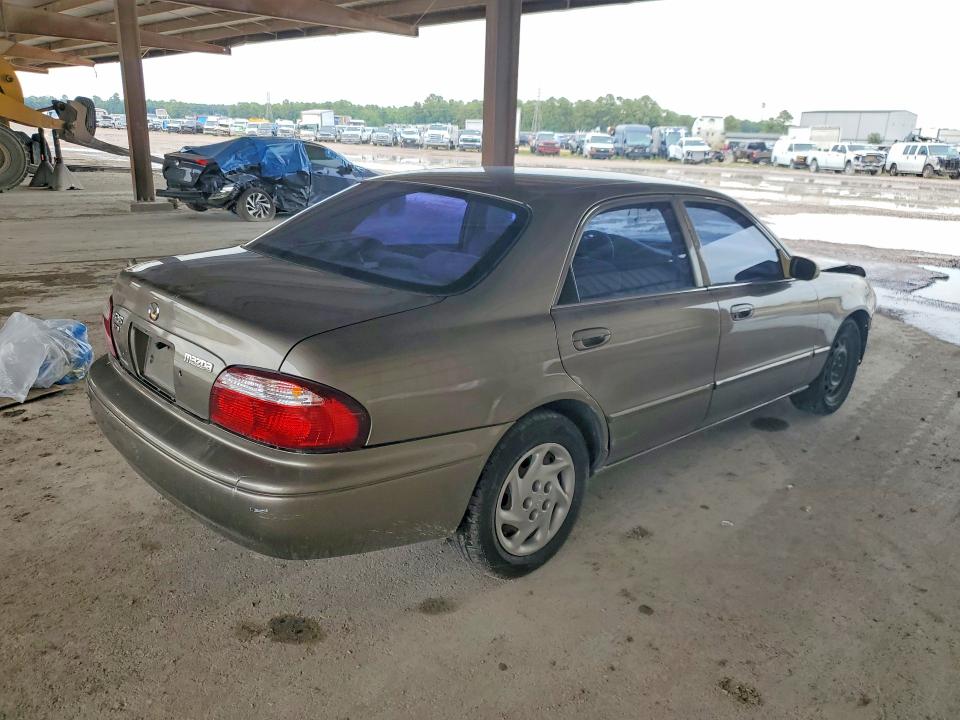 Photo 3 from auction – 2000 MAZDA 626 with VIN 1YVGF22C5Y5164210