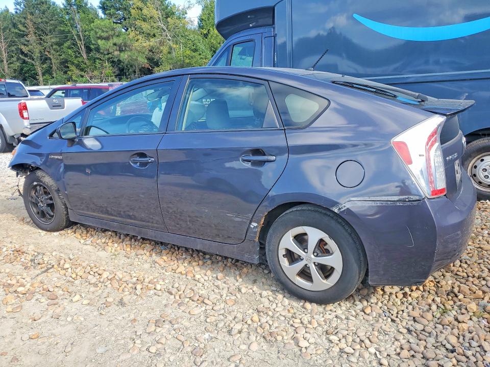 Photo 2 from auction – 2012 TOYOTA PRIUS with VIN JTDKN3DU4C5490121