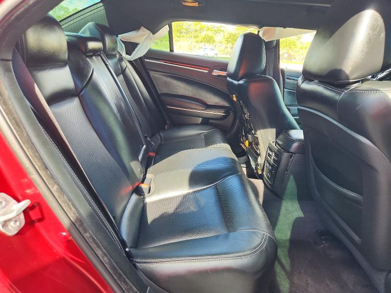 Photo 10 from auction – 2018 CHRYSLER 300 with VIN 2C3CCAGG7JH331060