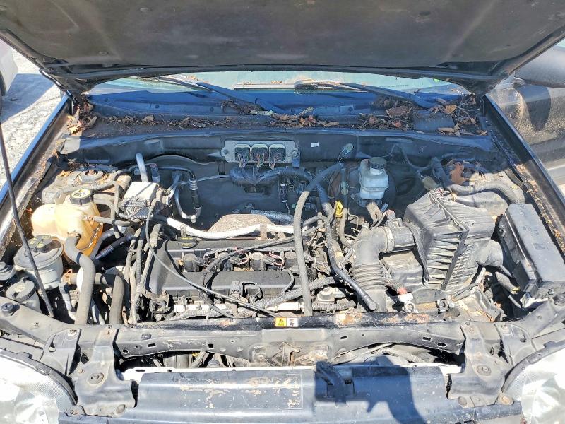 Photo 12 from auction – 2006 FORD ESCAPE with VIN 1FMYU92ZX6KC25283