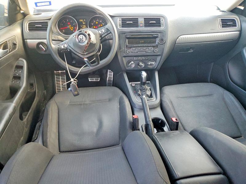 Photo 8 from auction – 2015 VOLKSWAGEN JETTA with VIN 3VWD17AJ8FM232136