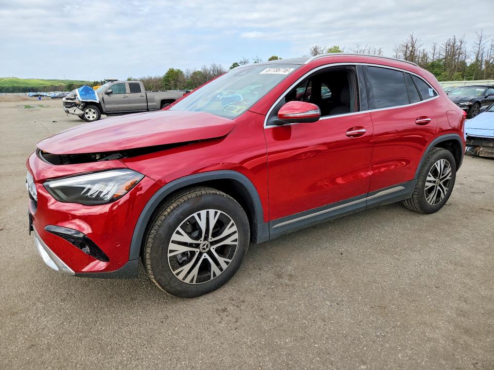 2025 MERCEDES-BENZ GLA