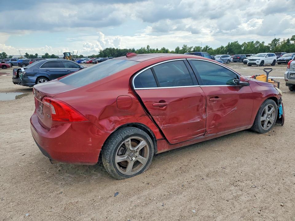 Photo 3 from auction – 2012 VOLVO S60 with VIN YV1622FS1C2041393