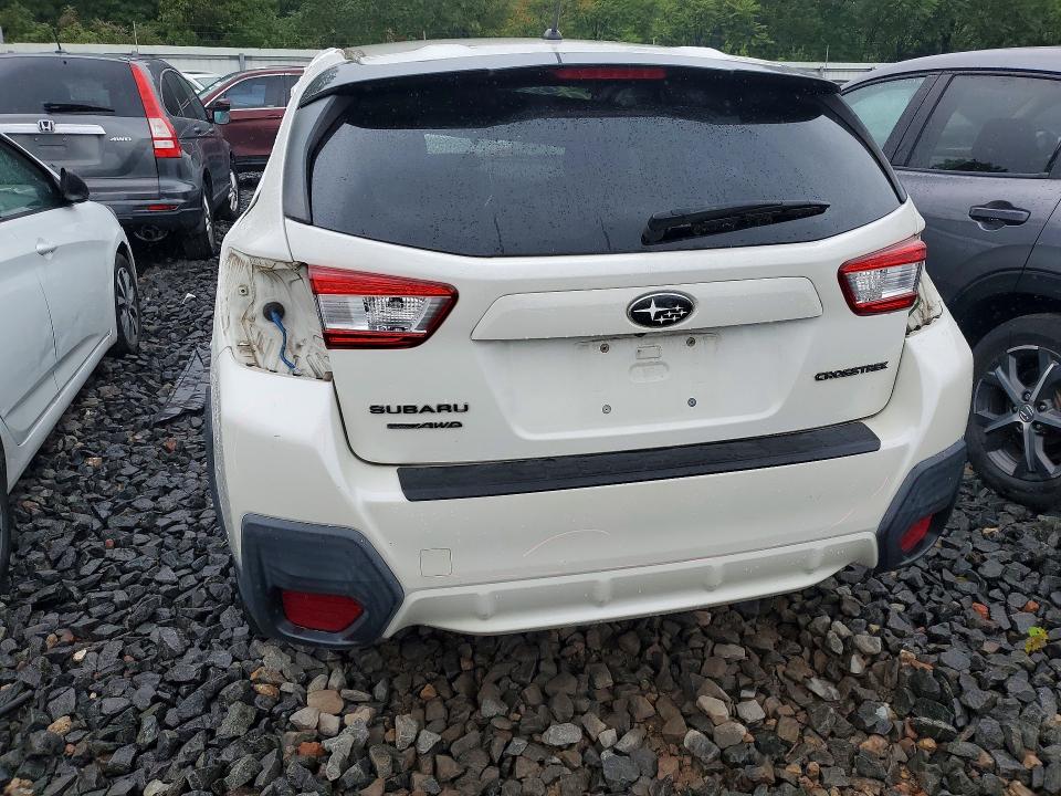 Снимка 6 от търг – 2018 SUBARU CROSSTREK с VIN JF2GTAAC7JH313166