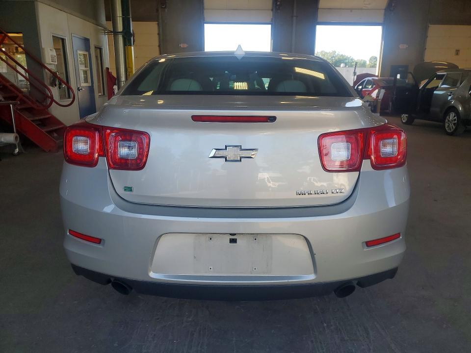 Photo 6 from auction – 2014 CHEVROLET MALIBU with VIN 1G11H5SL0EF286527