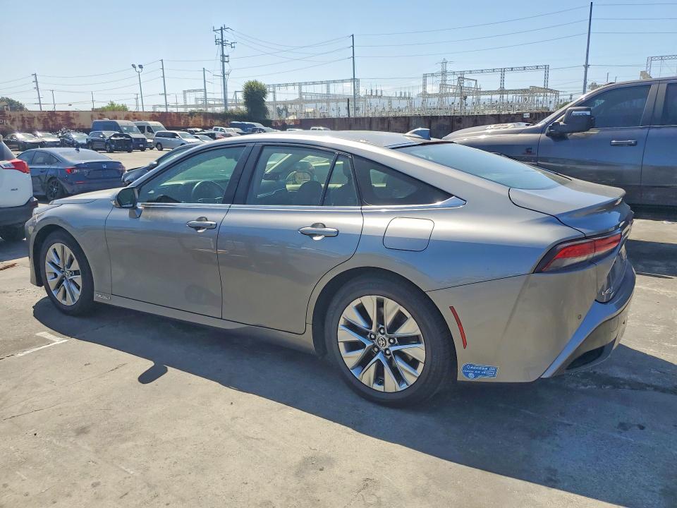 Photo 2 from auction – 2021 TOYOTA MIRAI with VIN JTDAAAAA1MA001804