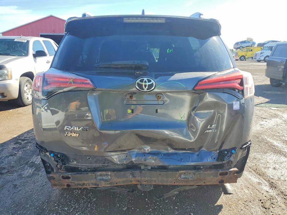 Photo 6 from auction – 2016 TOYOTA RAV4 with VIN 2T3BFREV3GW478760