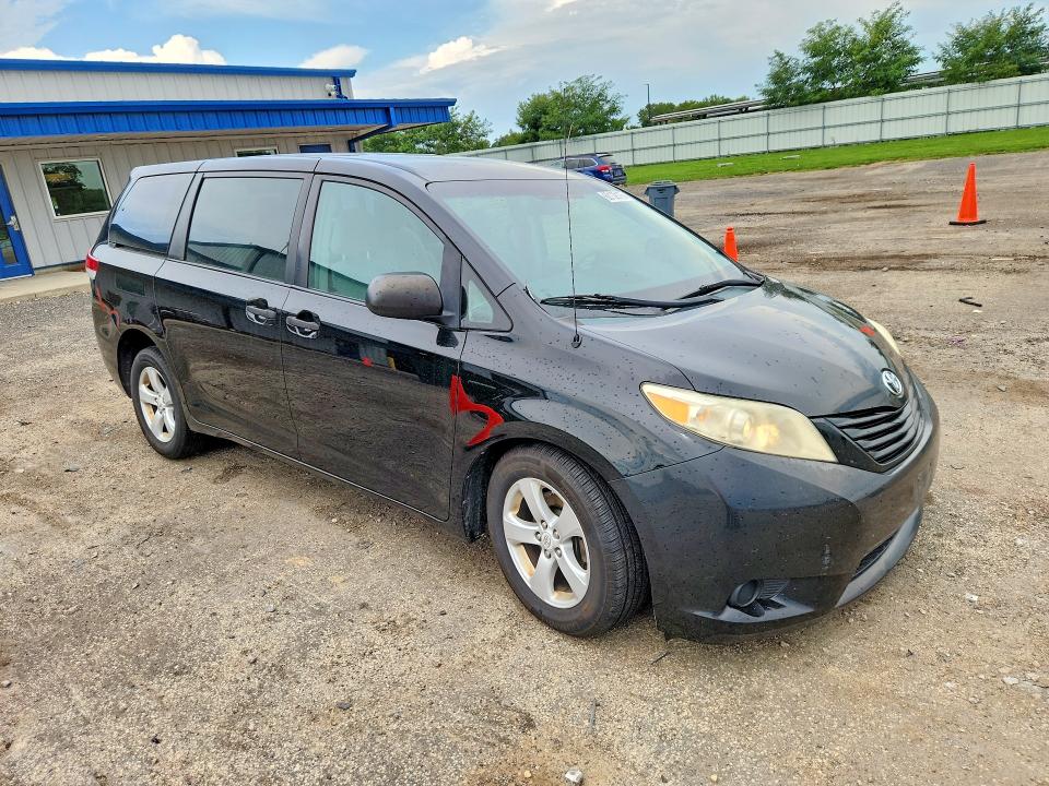 Photo 4 from auction – 2011 TOYOTA SIENNA with VIN 5TDKA3DC7BS003389