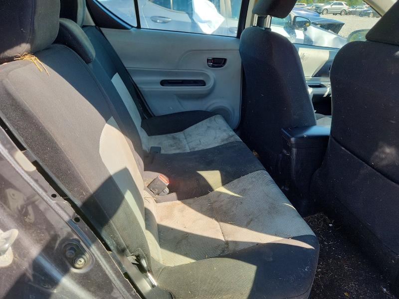 Photo 10 from auction – 2014 TOYOTA PRIUS C with VIN JTDKDTB38E1574725
