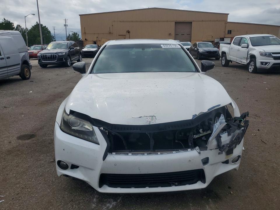 Foto 5 de la subasta – 2014 LEXUS GS con VIN JTHCE1BL0E5021127