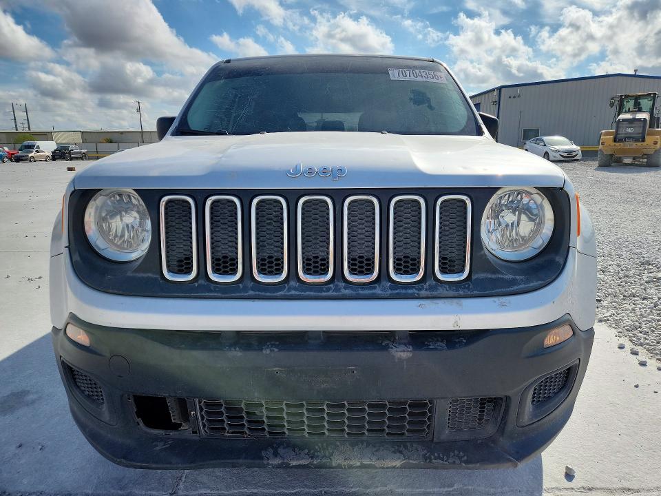 Photo 5 from auction – 2017 JEEP RENEGADE with VIN ZACCJBAB9HPF98844